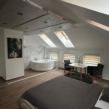 Seti Gorgeous Apartments With Jacuzzi Belgrado Esterno foto