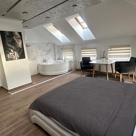 Seti Gorgeous Apartments With Jacuzzi Belgrado Esterno foto